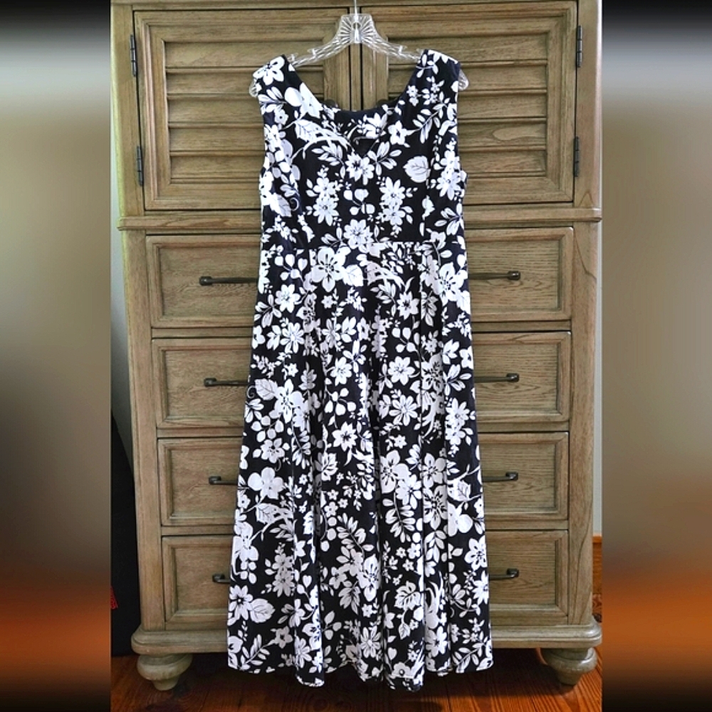 Victoria Holley Floral Sun Dress